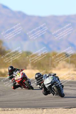 media/Jan-10-2025-CVMA Friday Practice (Fri) [[489e0da257]]/Group 4 and Trackday/Session 5 (Turn 7)/